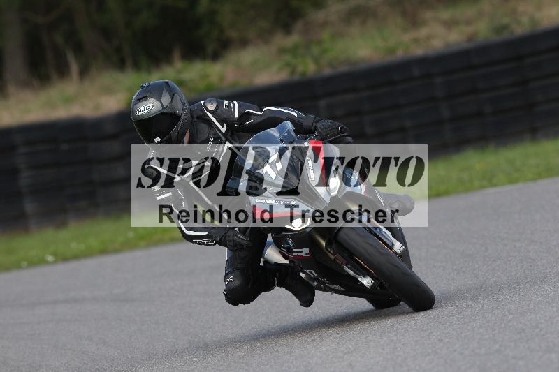 Archiv-2022/62 09.09.2022 Speer Racing ADR/RSE/17